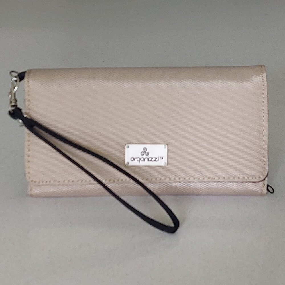 New Organizzi RFID TecStyle Slim Wallet Wristlet in Light Tan